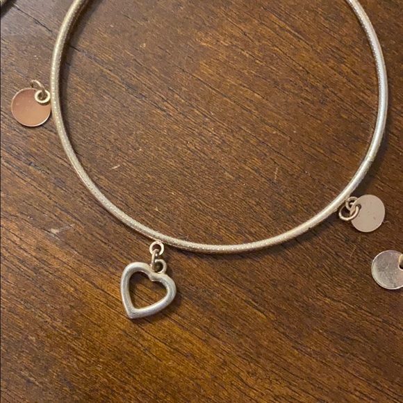 6 gold bangles. Elephants, birds, & heart charms - Picture 16 of 16